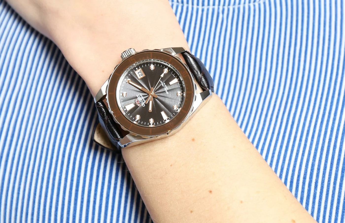 Orient Automatic Crystal Accent Power Reserve FAC0A005T0 Women’s Watch: When Casual is too boring