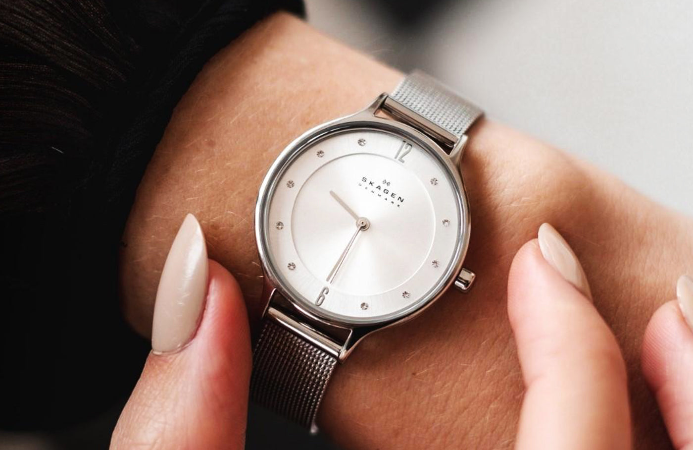 Skagen Anita Silver Dial Swarovski Crystal Mesh Bracelet SKW2149 Women’s Watch